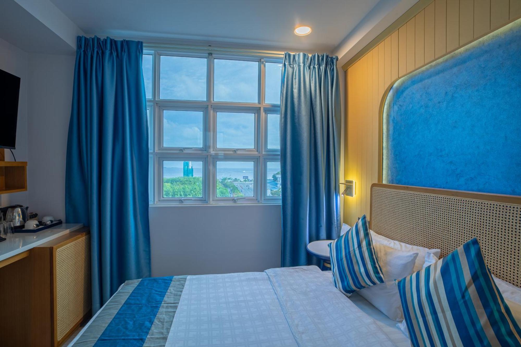 Umet Seaview Hotel With Free Airport Pick Up And Drop T&C Apply Мале Экстерьер фото