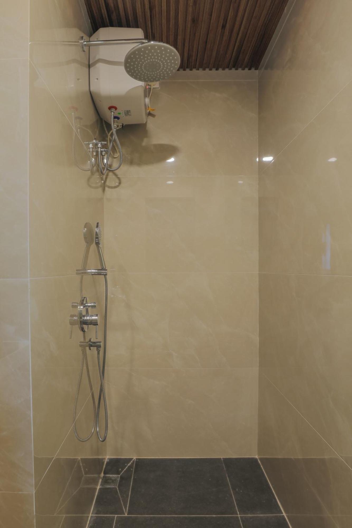 Umet Seaview Hotel With Free Airport Pick Up And Drop T&C Apply Мале Экстерьер фото