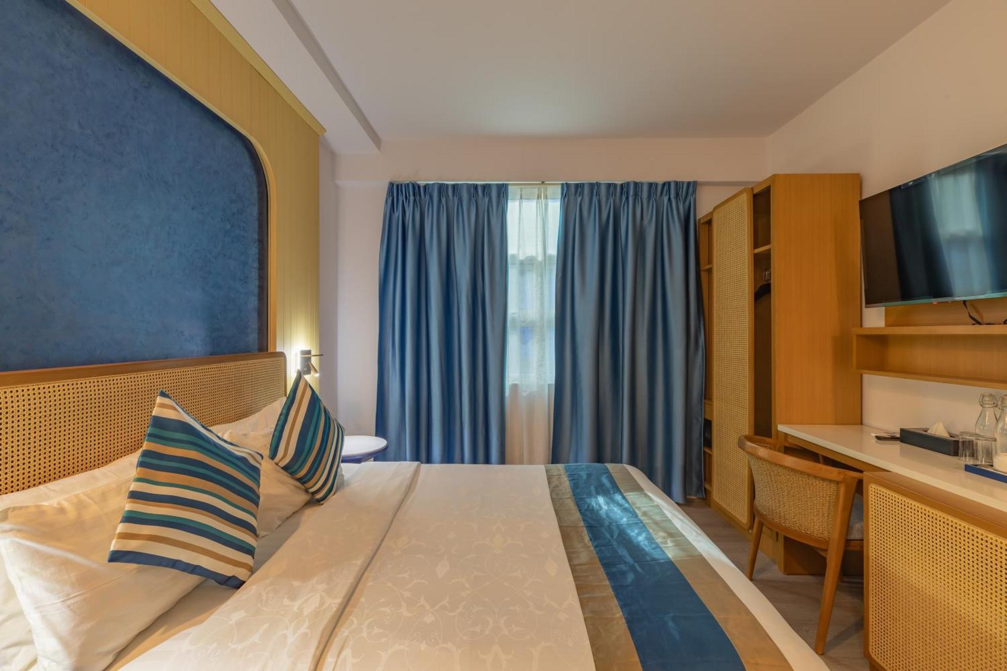 Umet Seaview Hotel With Free Airport Pick Up And Drop T&C Apply Мале Экстерьер фото