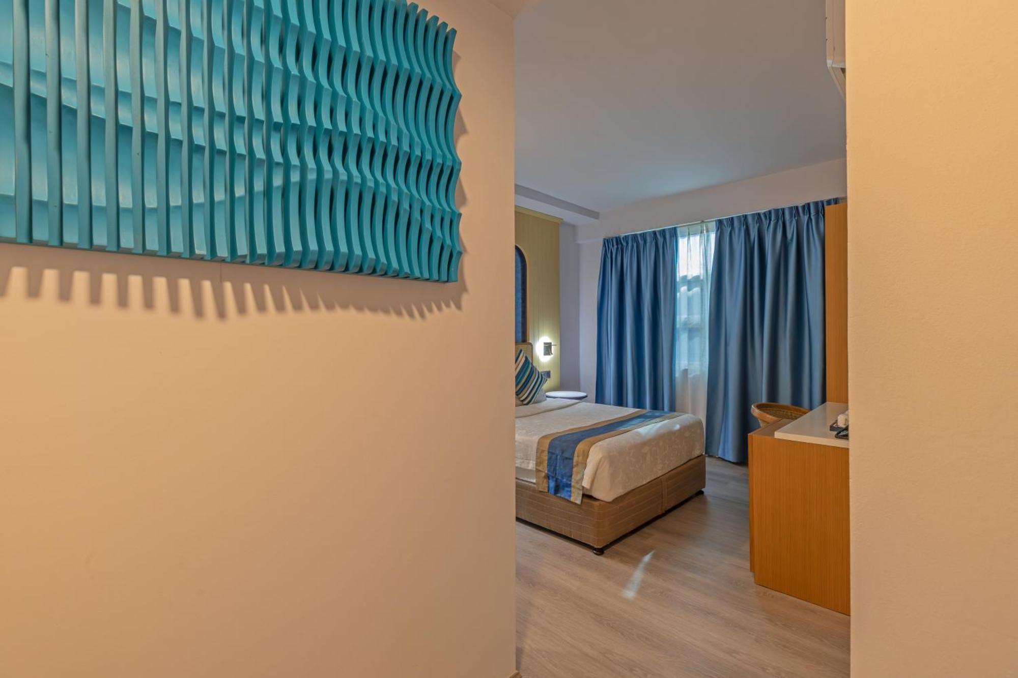 Umet Seaview Hotel With Free Airport Pick Up And Drop T&C Apply Мале Экстерьер фото