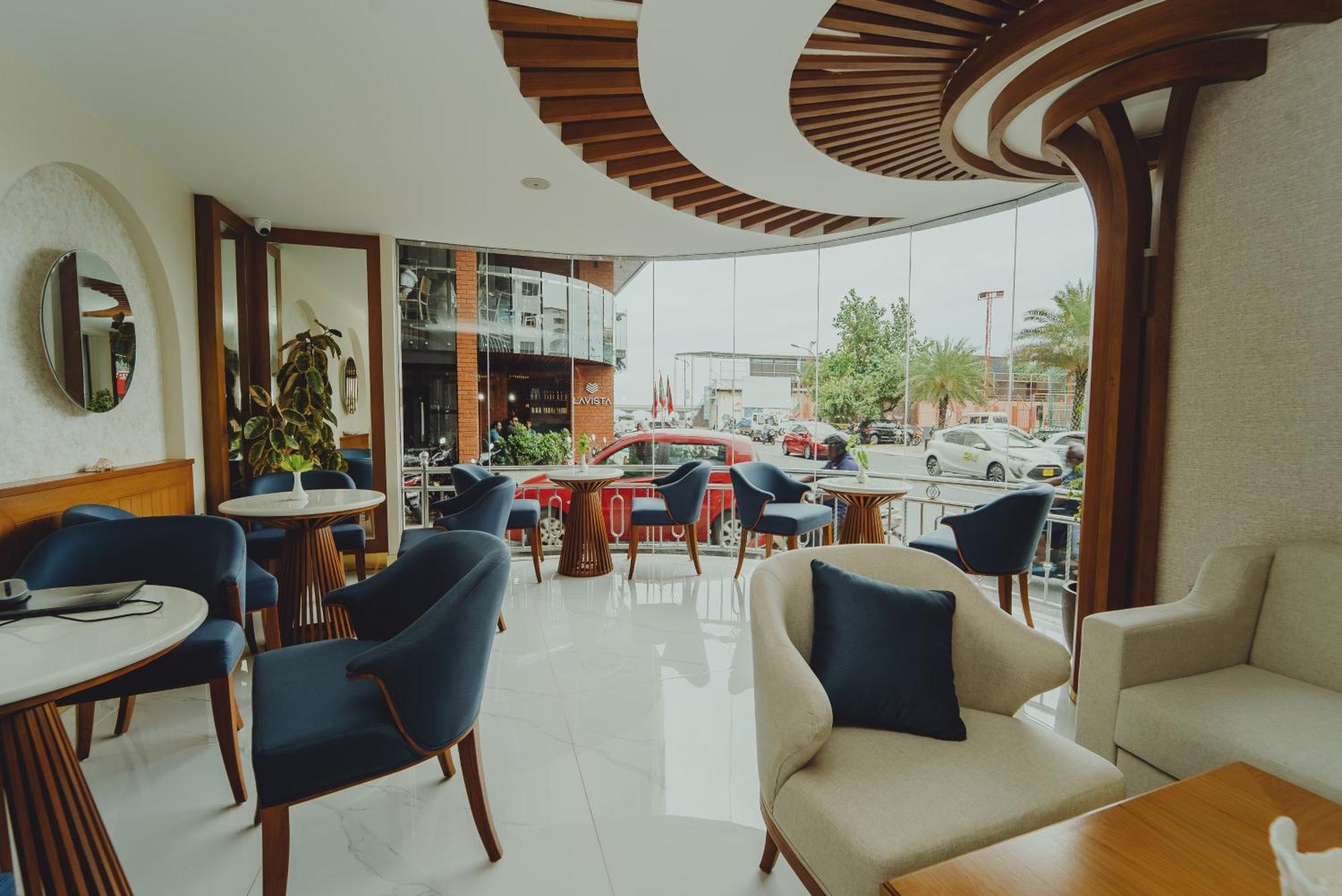 Umet Seaview Hotel With Free Airport Pick Up And Drop T&C Apply Мале Экстерьер фото
