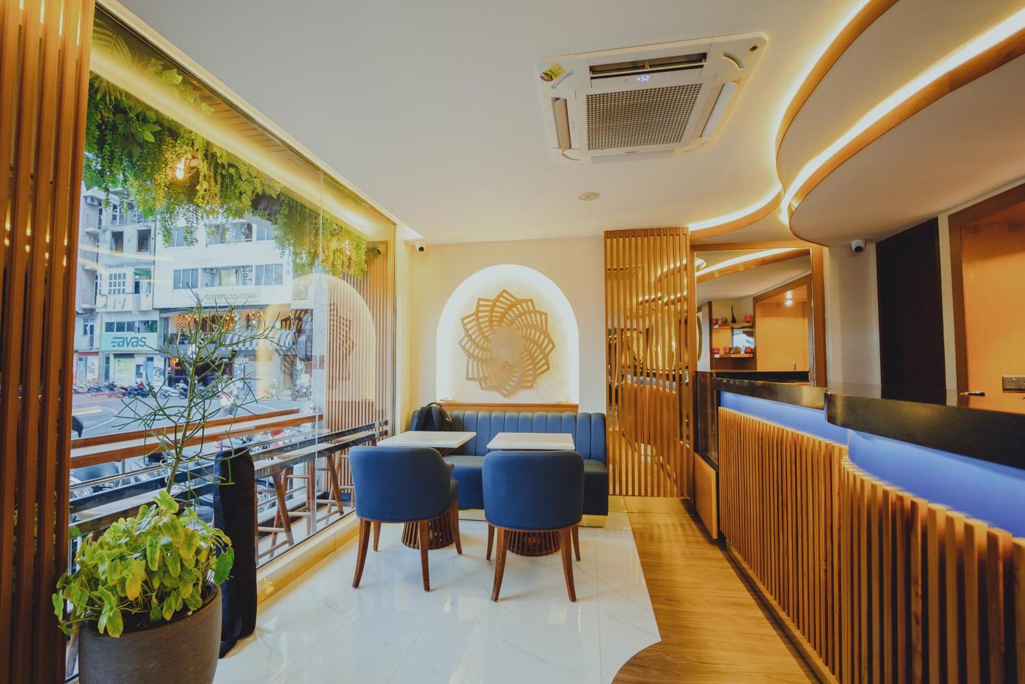 Umet Seaview Hotel With Free Airport Pick Up And Drop T&C Apply Мале Экстерьер фото